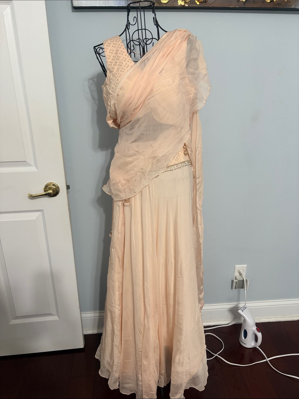 Women's Peach Chiffon drape dress with belt Med to large